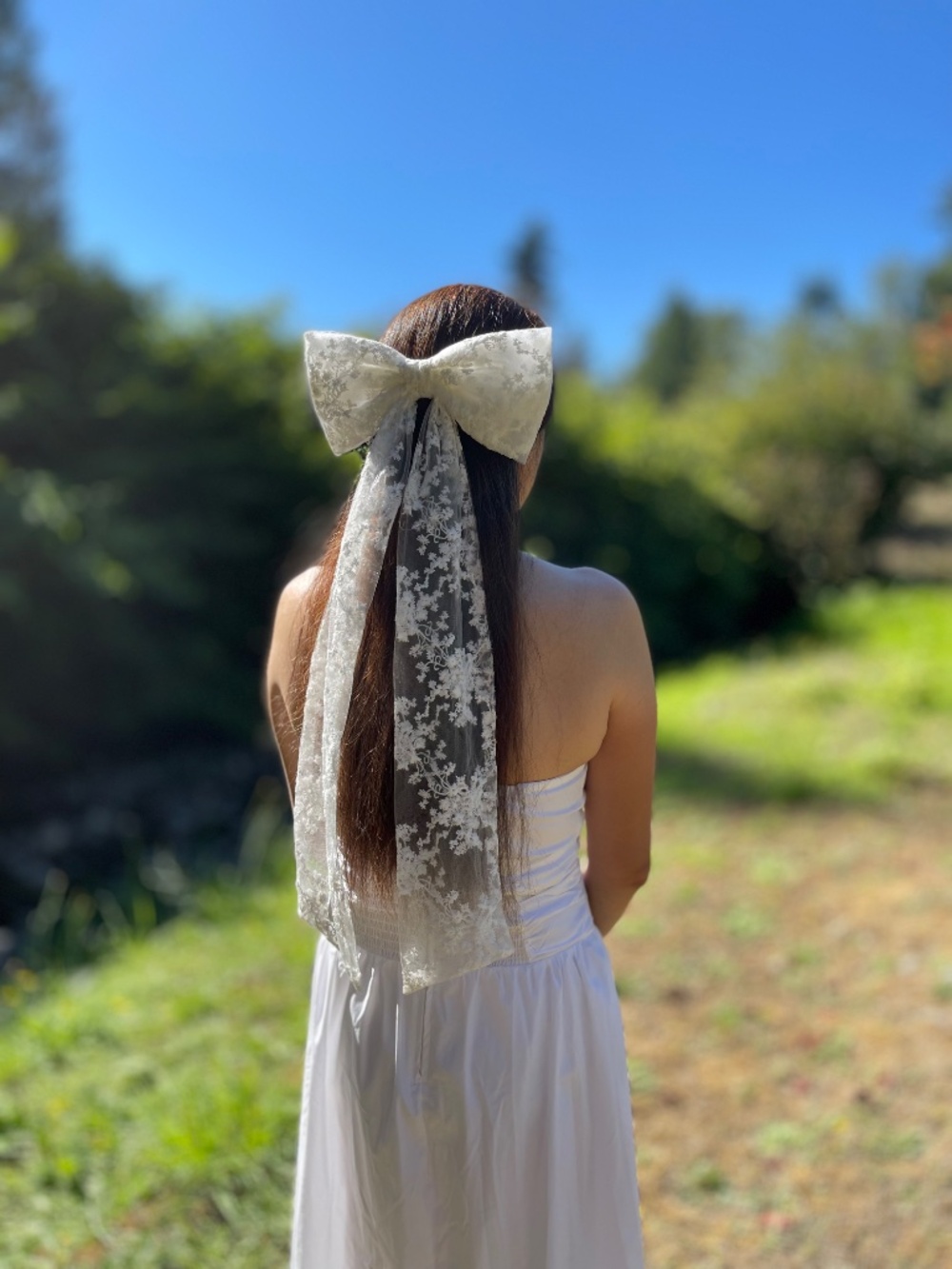 Lace Bridal Veil with Removable Organza Bow tulle embroidered Wedding Accessory - Picture 9 of 11